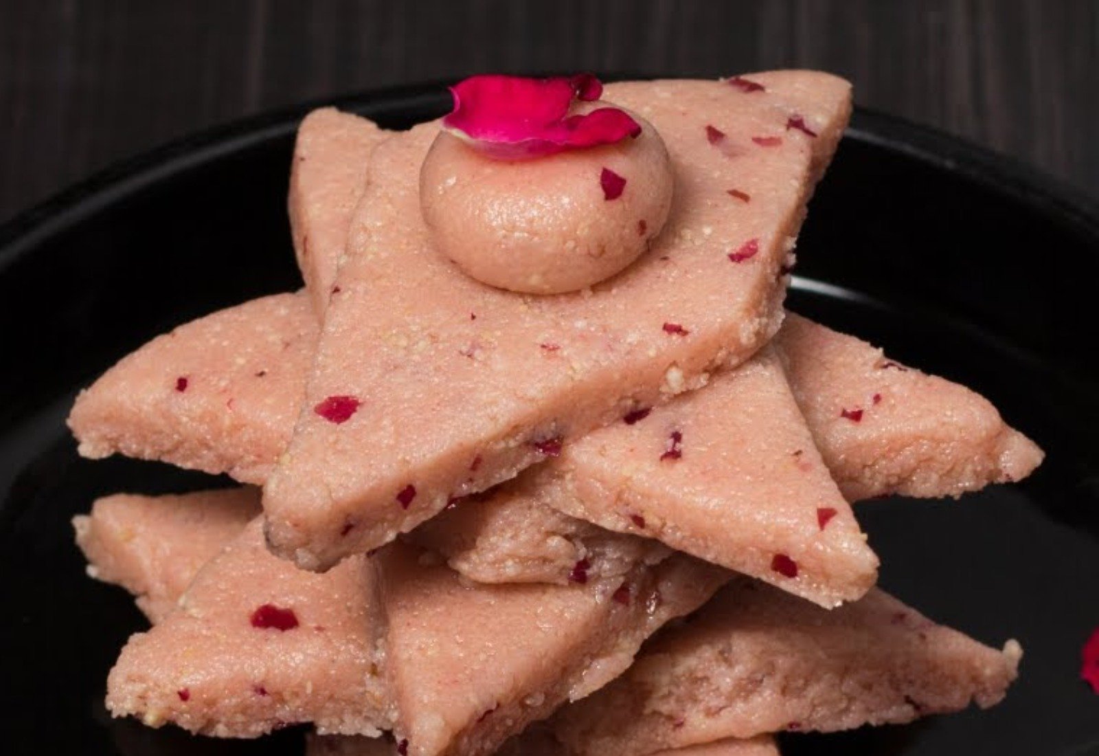 Rose Kaju Katli Recipe